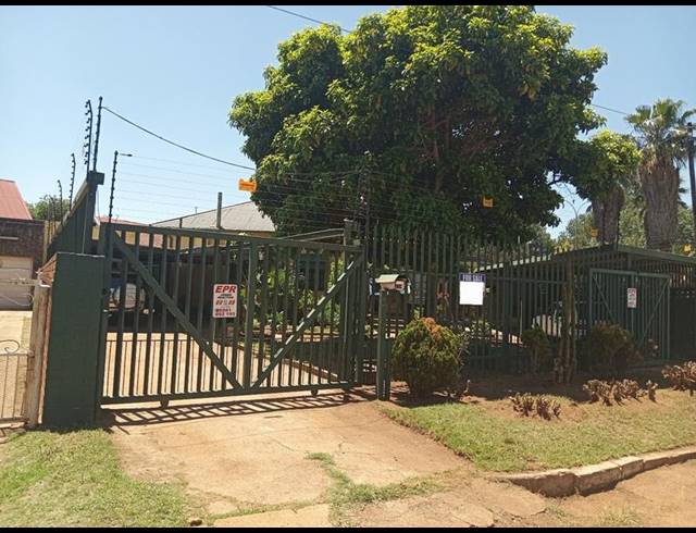 4 BEDROOM HOUSE FOR SALE IN HOMELAKE